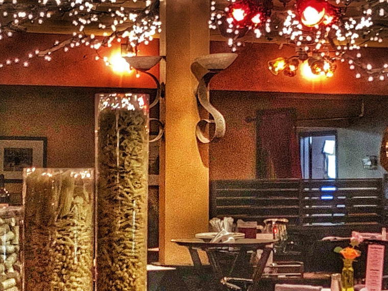 Johnny Cascone's Italian Restaurant, Overland Park, United States