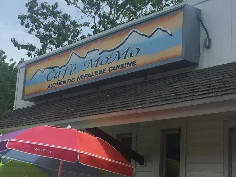 Café Momo, Manchester, United States