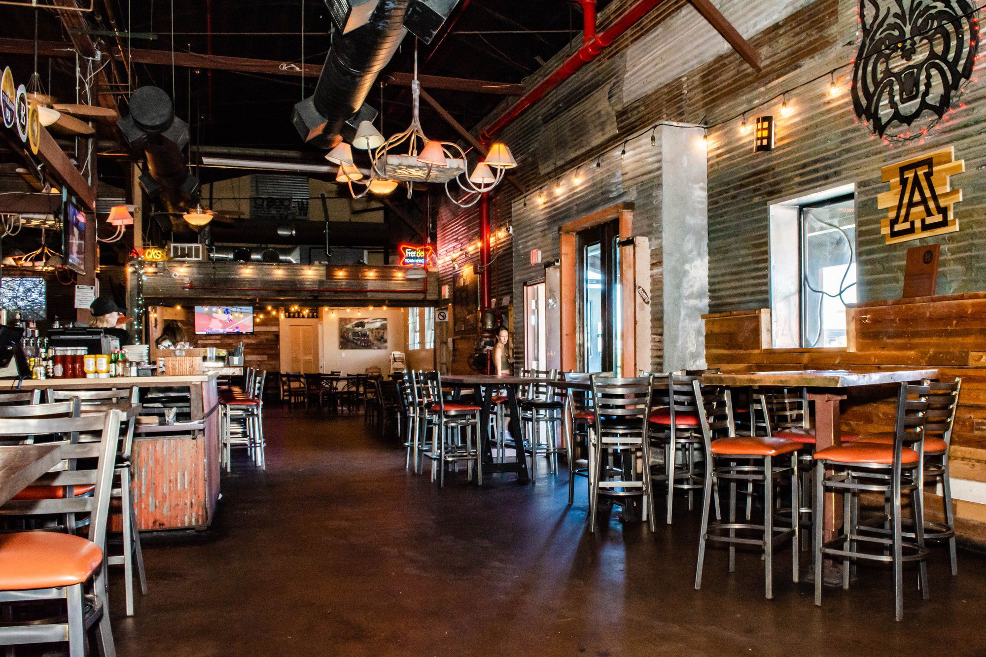 Barrio Brewing Co, Bar in Tucson