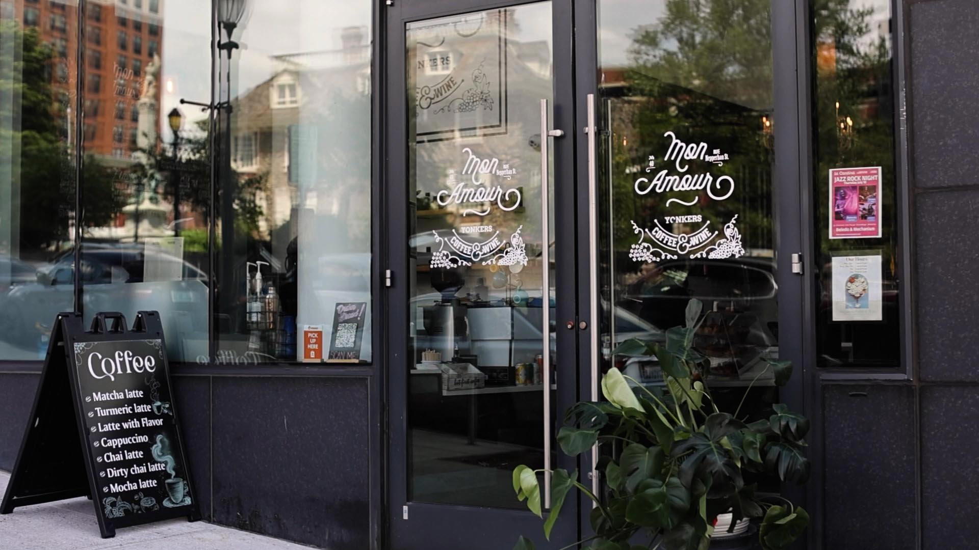 Mon Amour Coffee & Wine Yonkers bar in Yonkers, United States