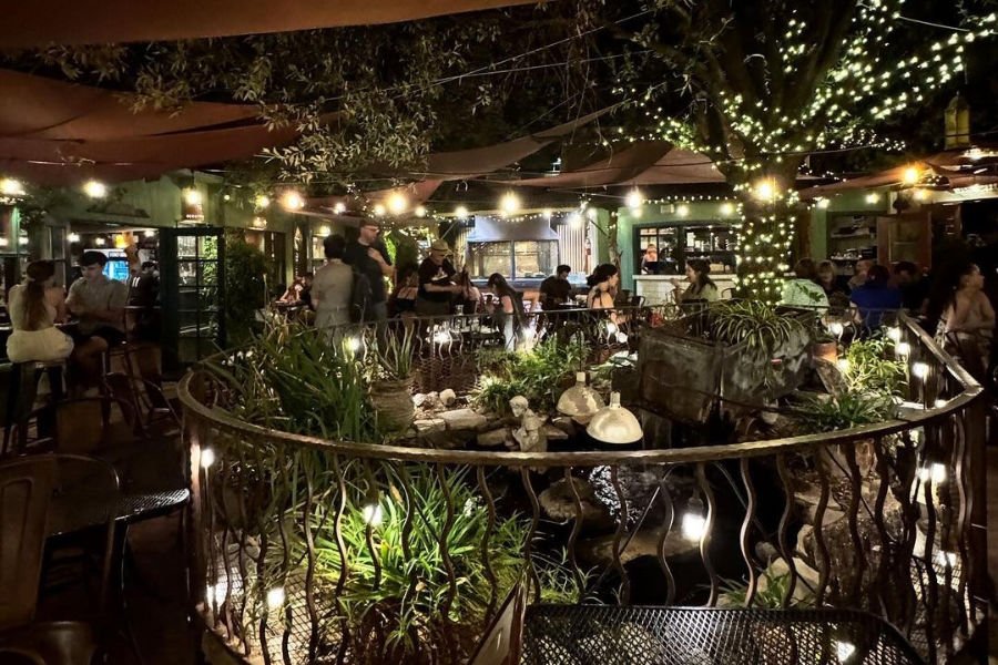 JoJo's Restaurant bar in Tucson