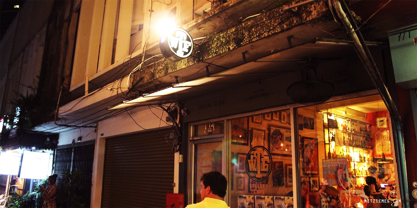 WTF Gallery and Café, Bar in Bangkok