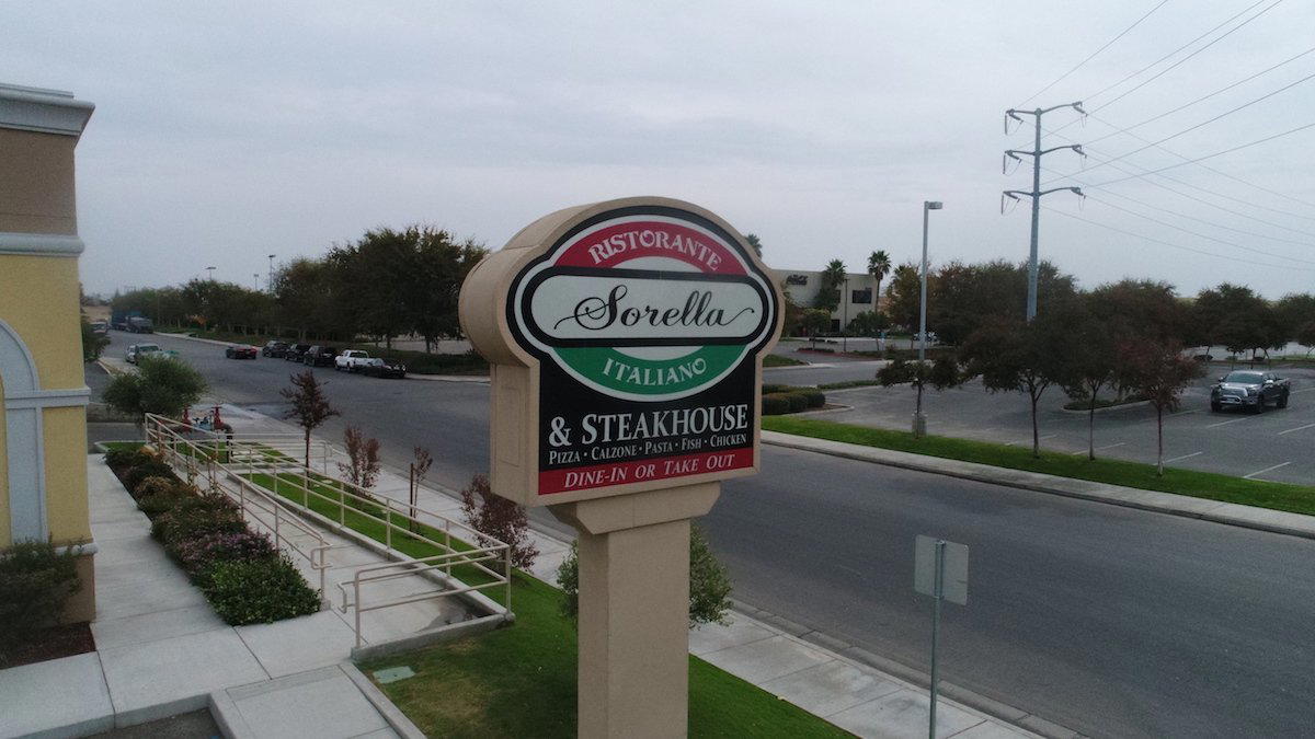 Sorella Ristorante Italiano bar in Bakersfield