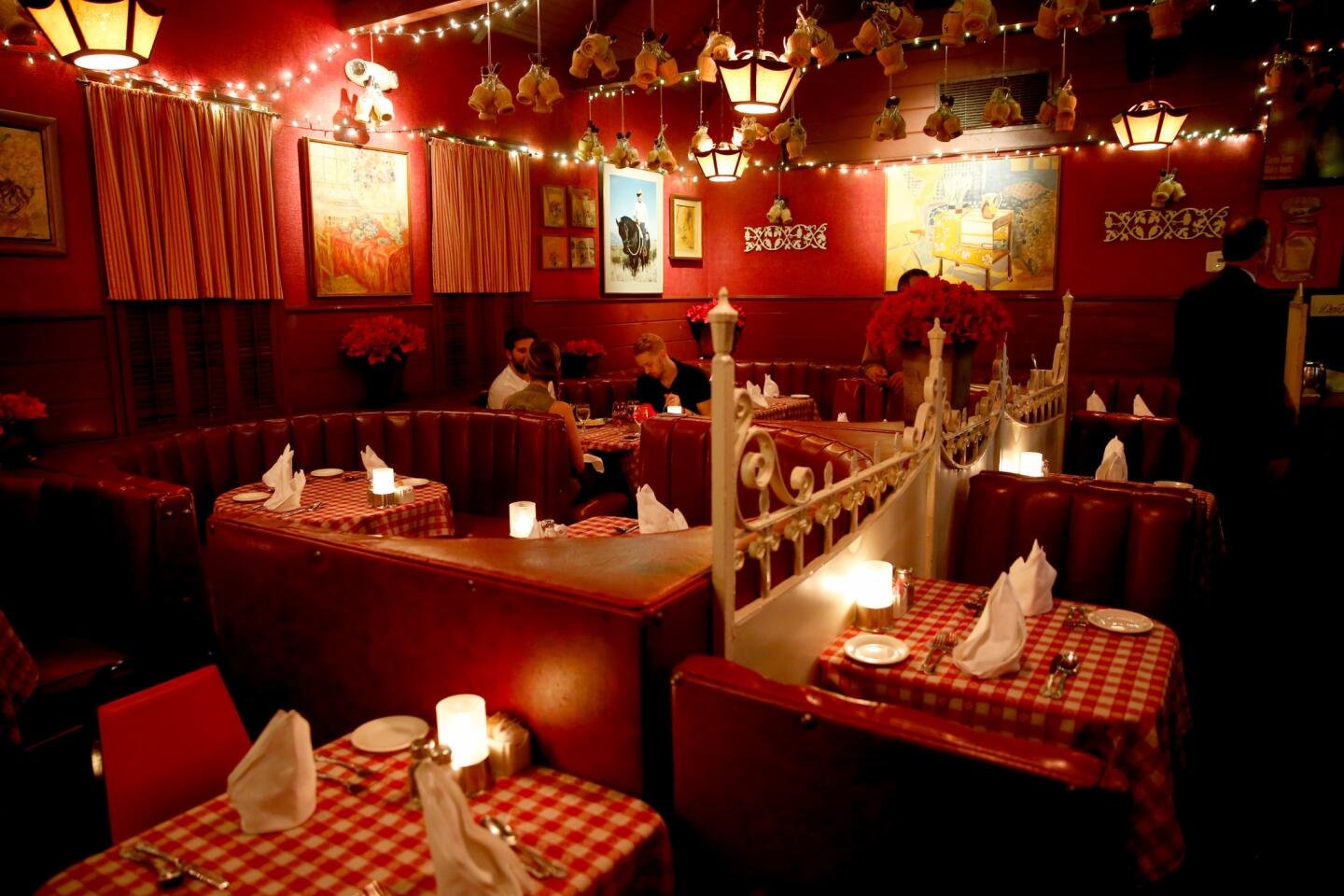Dan Tana's bar in West Hollywood, United States