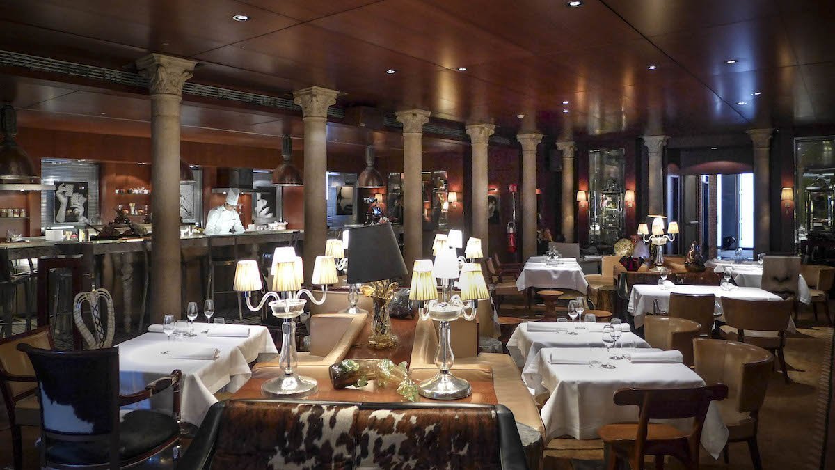 Palazzina Grassi bar in Venice
