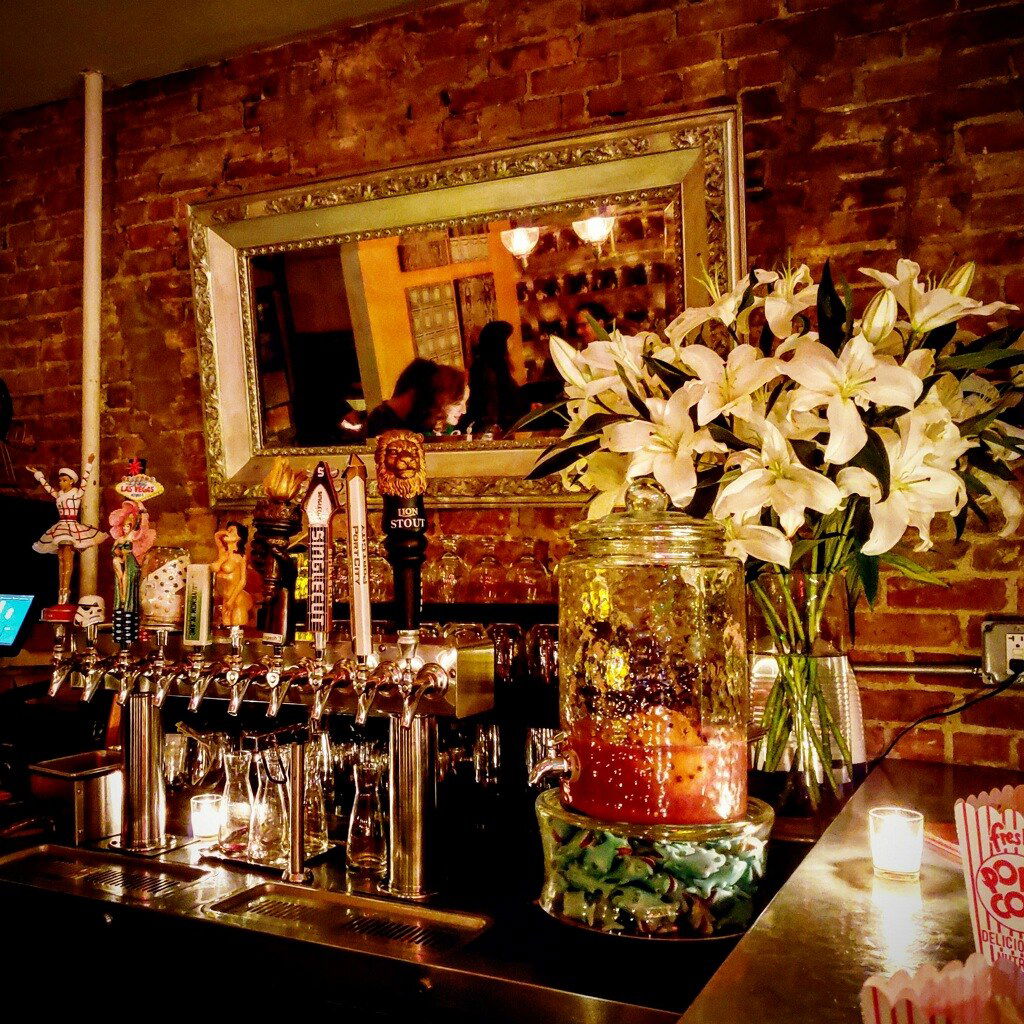 The Pocket, Bar in New York City