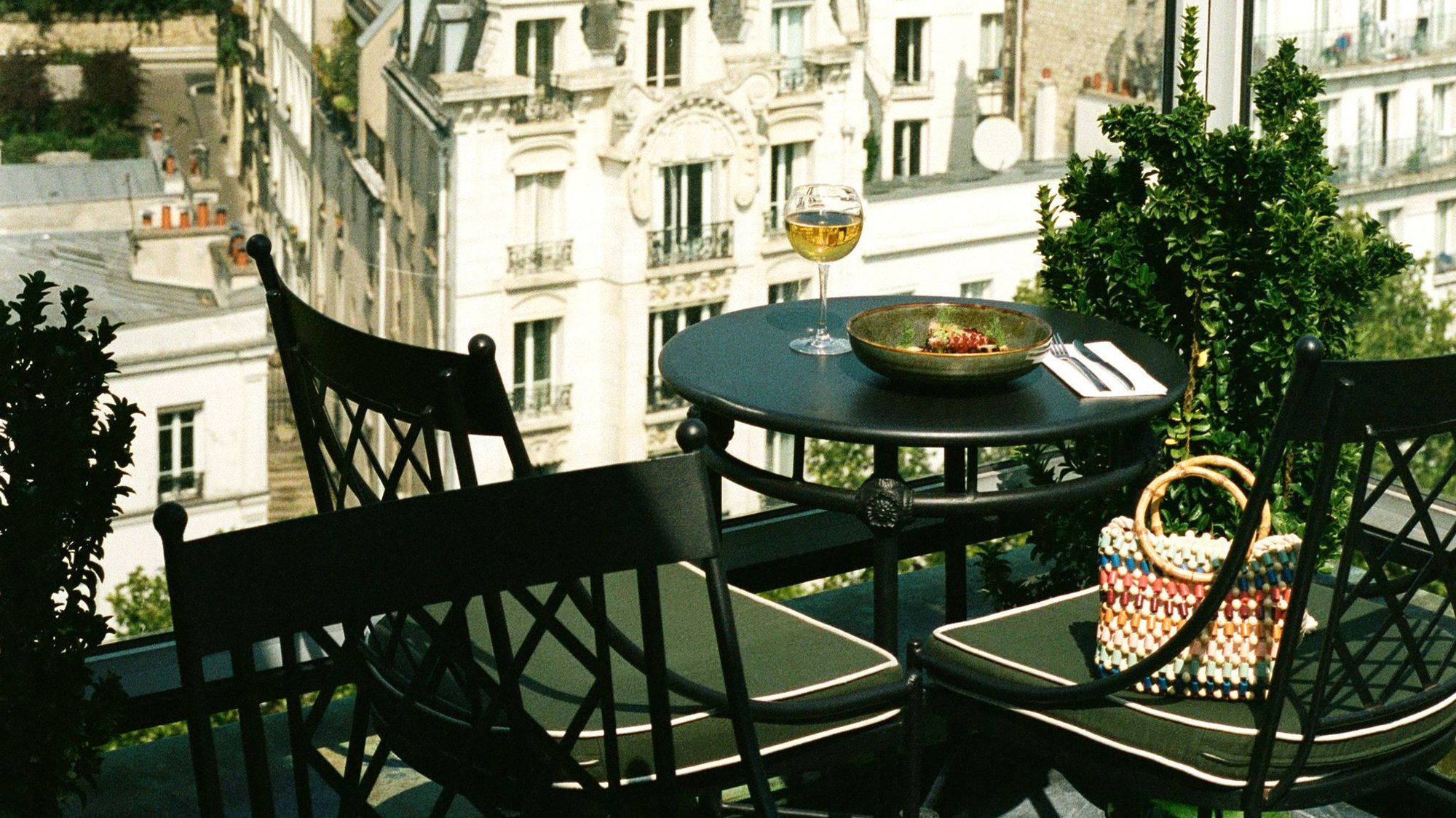 Bar Sur Le Toit, Bar in Paris