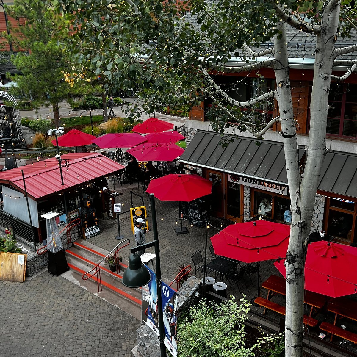 Gunbarrel Tavern & Eatery bar in South Lake Tahoe, United States