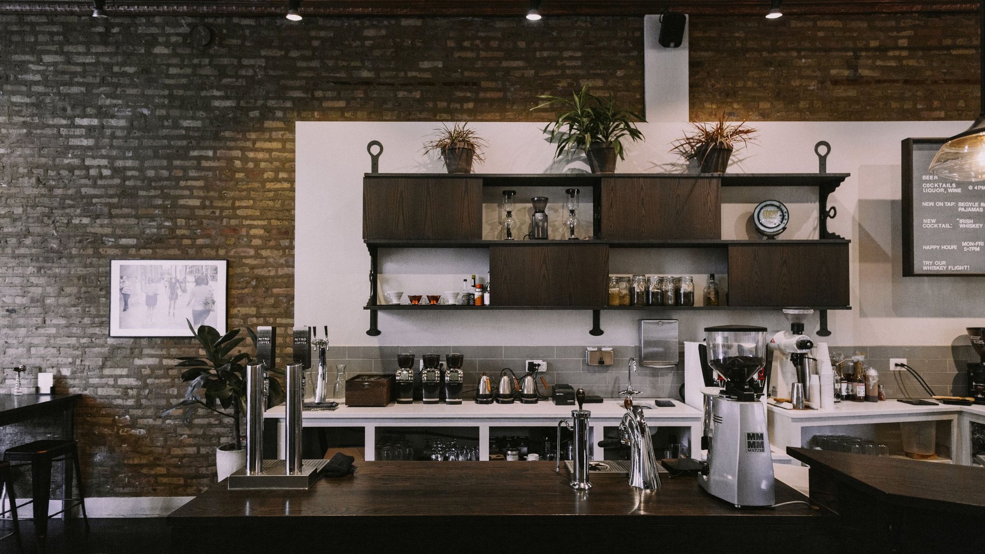 Ipsento 606 bar in Chicago, United States