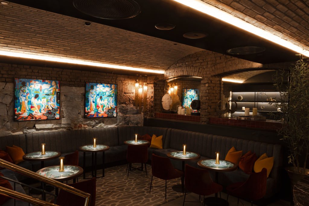 Vinbaren bar in Trondheim, Norway