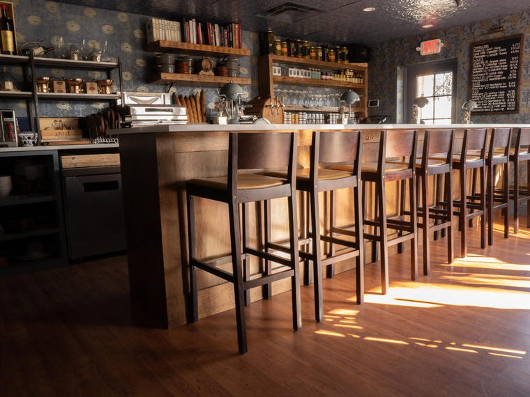 La Cave - Wine Bar, Darien, United States