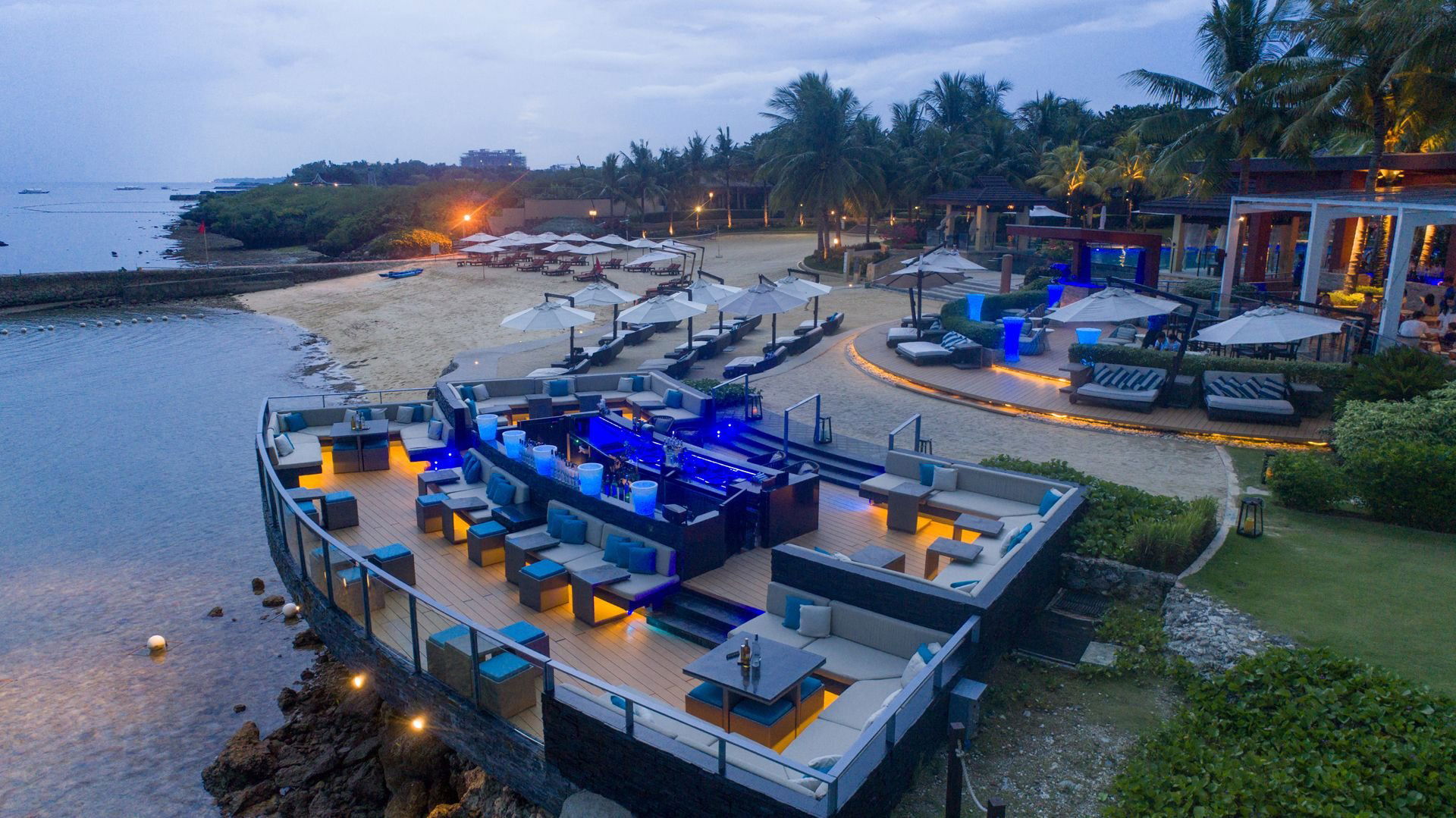 Azure Beach Club, Bar in Boracay