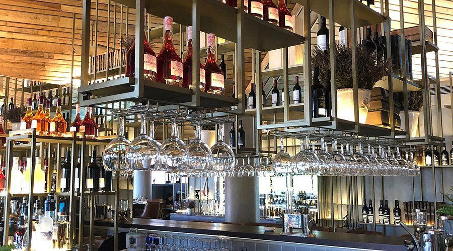Enoteca 17.56, Porto, Portugal