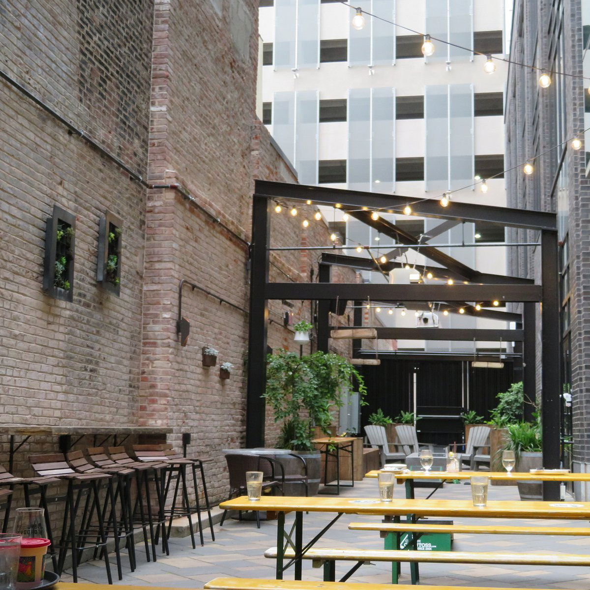 Brü Daddy's Brewing Company, Bar in Allentown