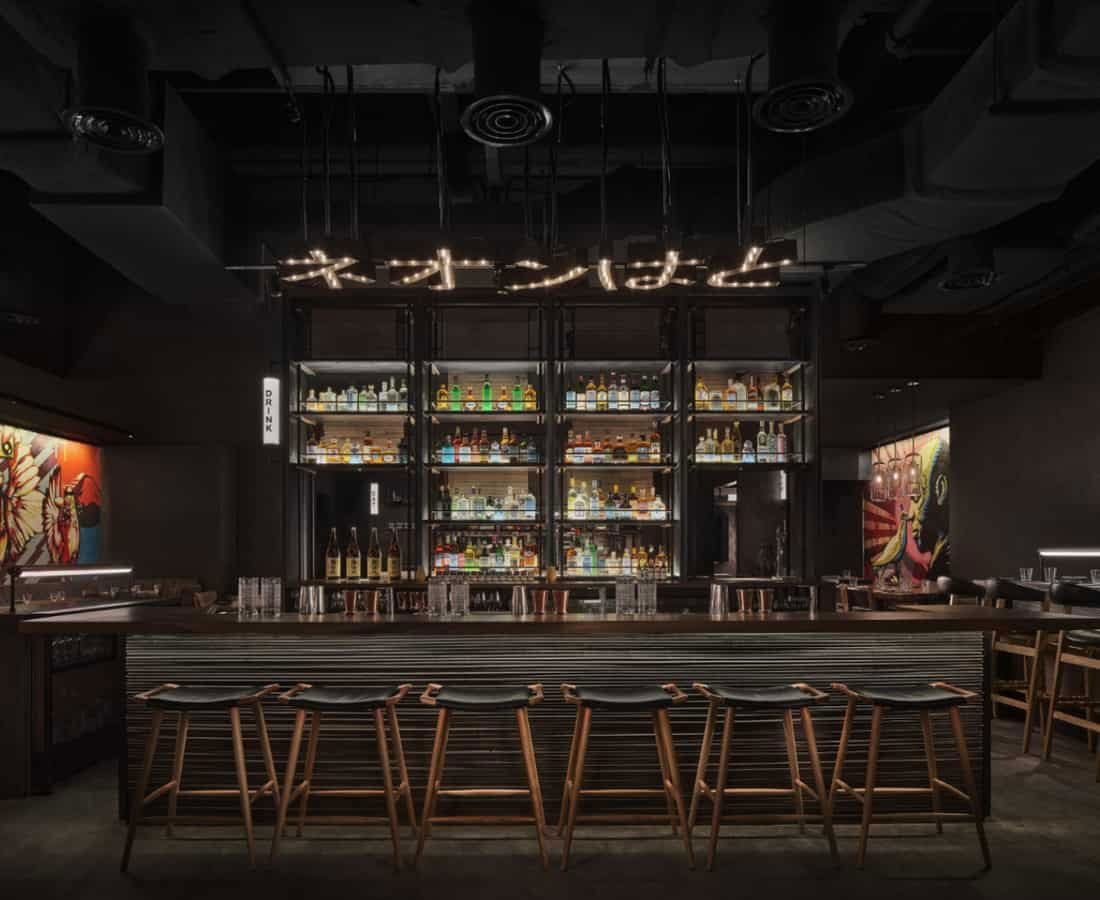 Neon Pigeon, Bar in Singapore