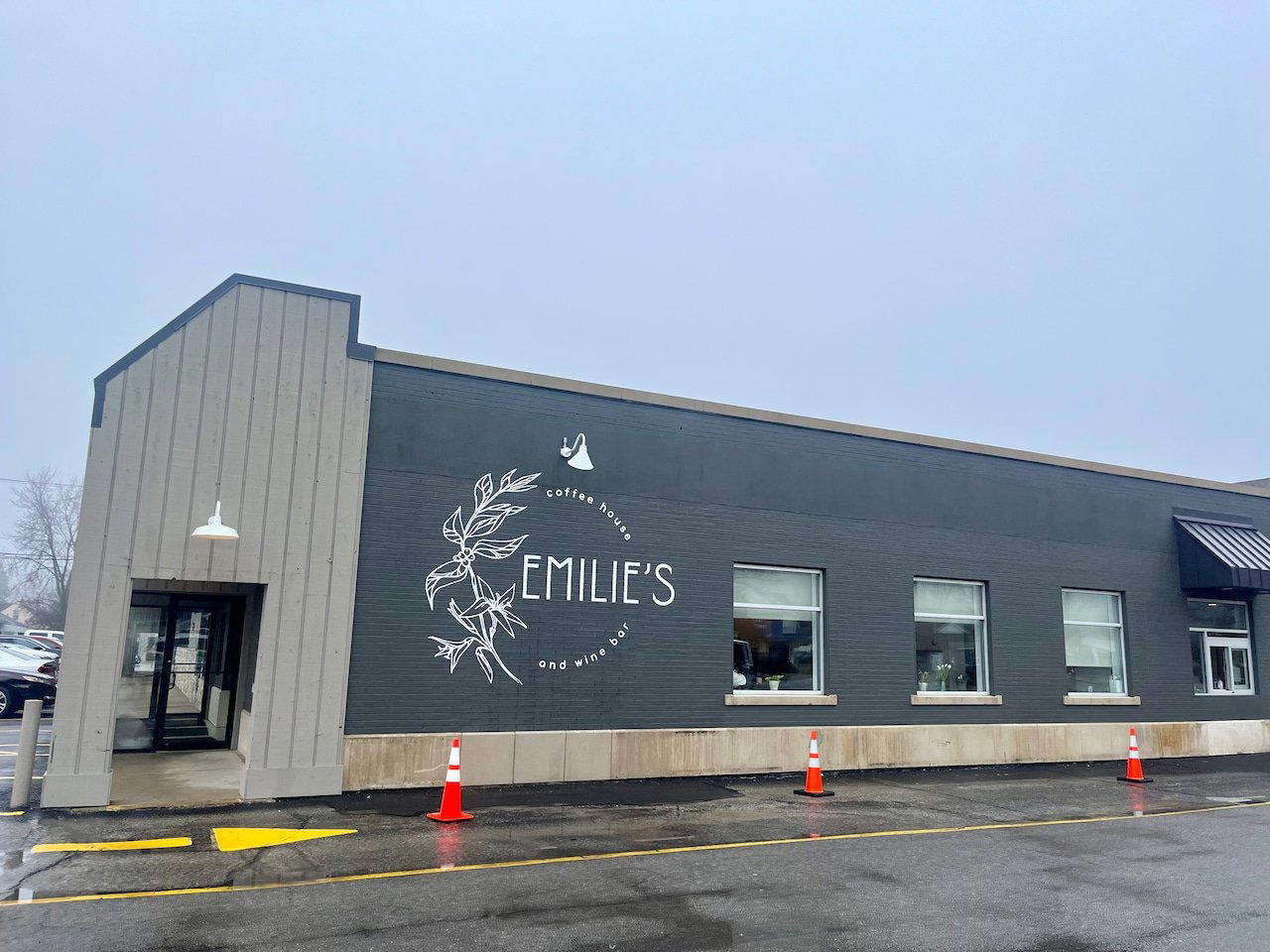 Emilie's Coffee House & Wine Bar, Avon Lake, United States
