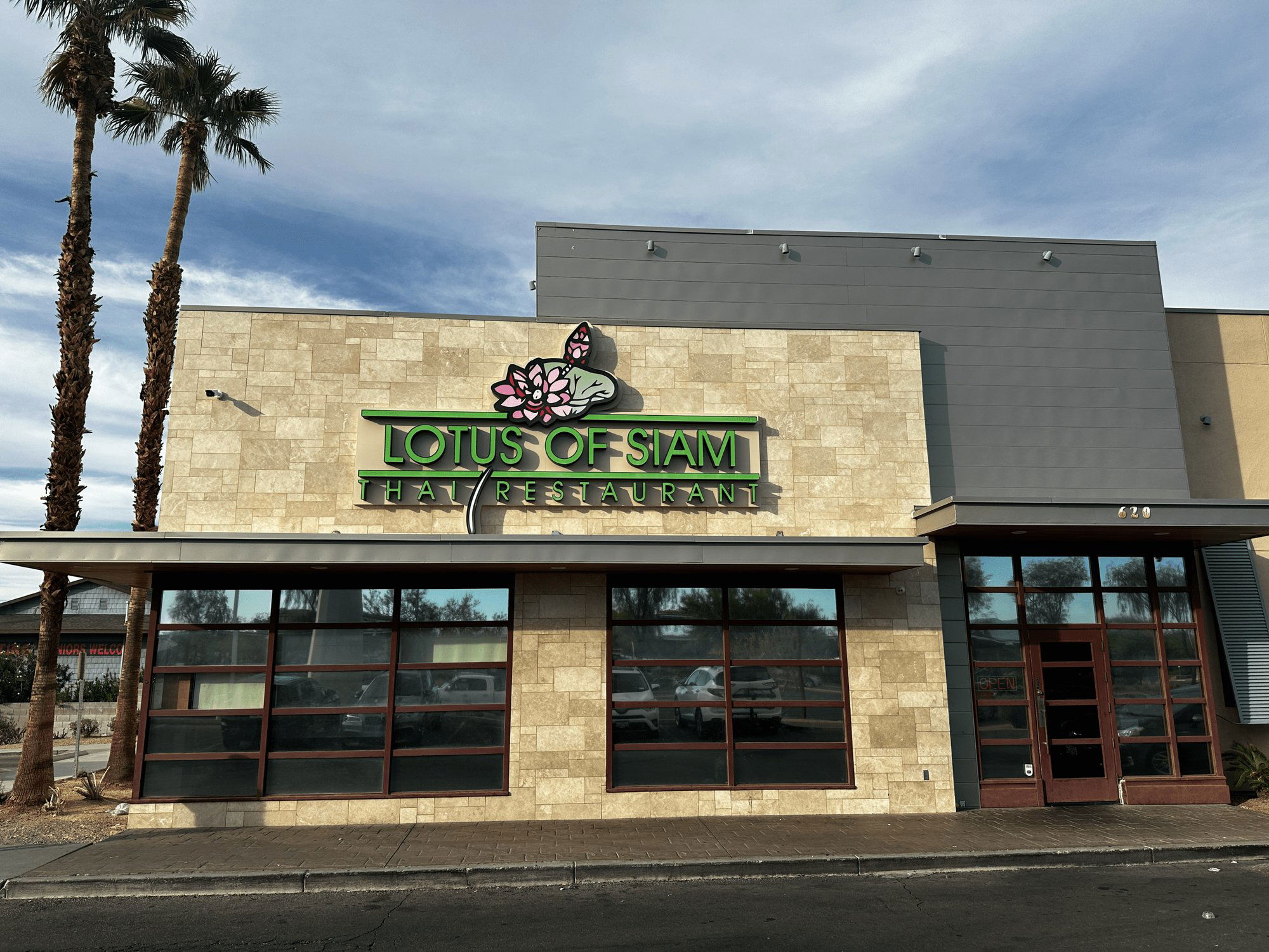 Lotus of Siam - Flamingo Road, Restaurant in Paradise