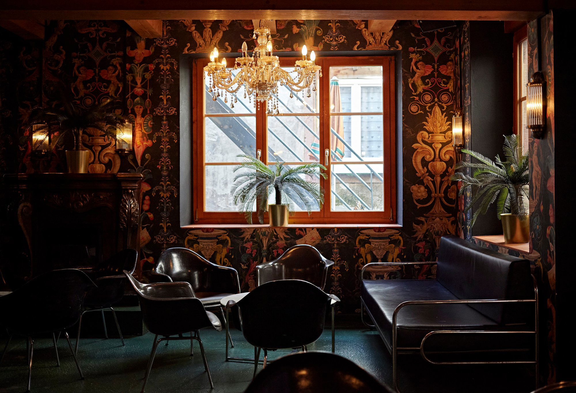 Grenzwert, Bar in Basel