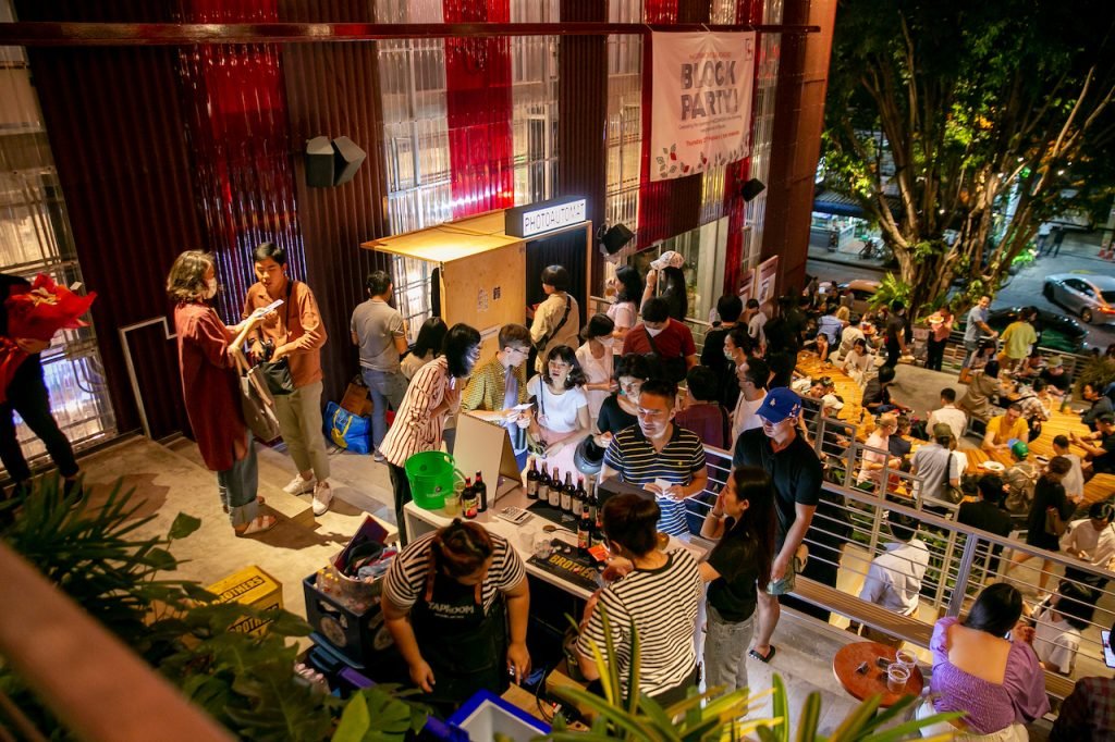 The Commons Saladeang bar in Bangkok, Thailand