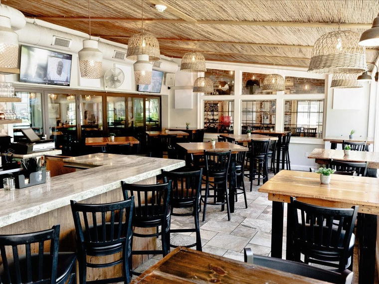 Orapax Restaurant and Bar, Norfolk, United States