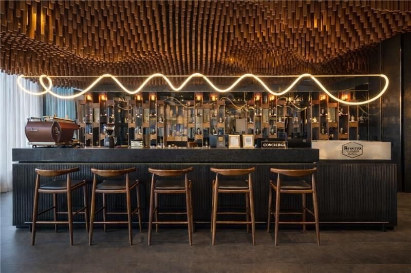 Stelaris Cocktail Lounge