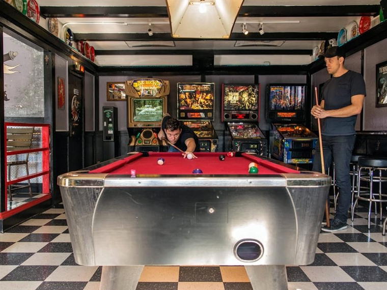 Heart & Dagger Saloon, Oakland, United States