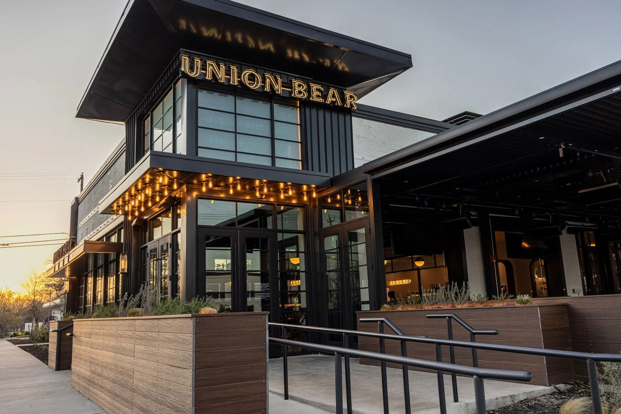 Union Bear McKinney, Bar in McKinney
