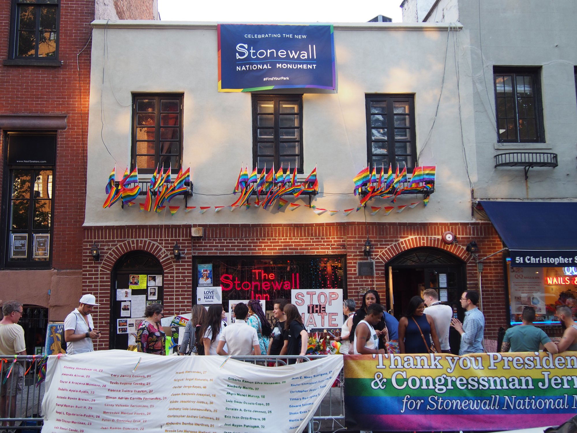 The Stonewall Inn, Bar in New York City