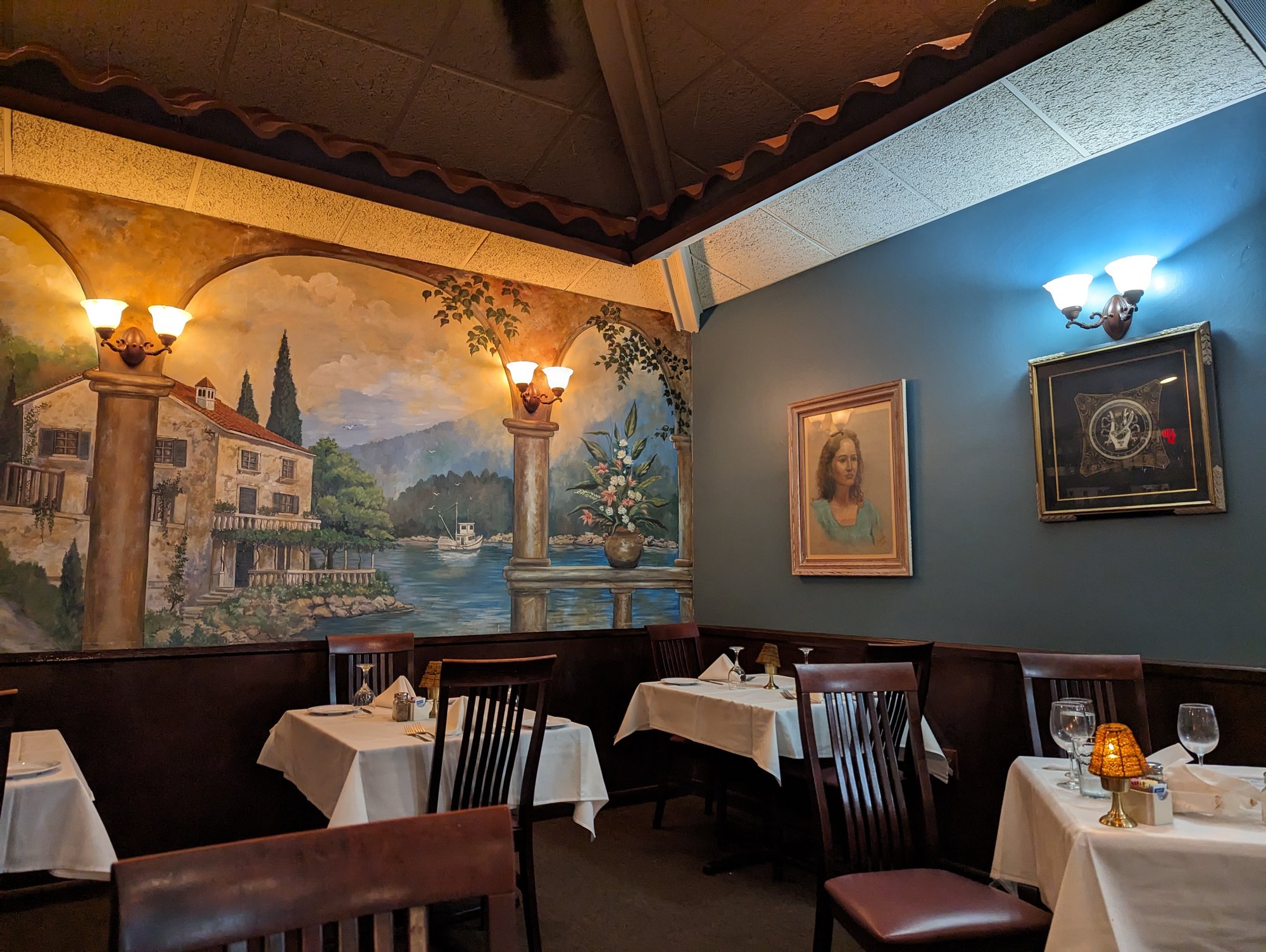 Ariani Ristorante Italiano bar in Cape Coral, United States