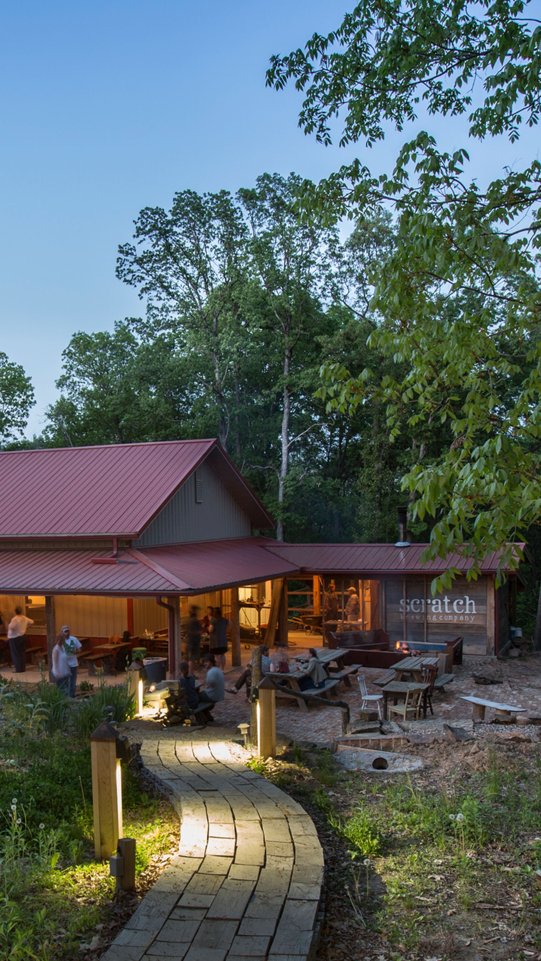 Scratch Brewing Company bar in Ora