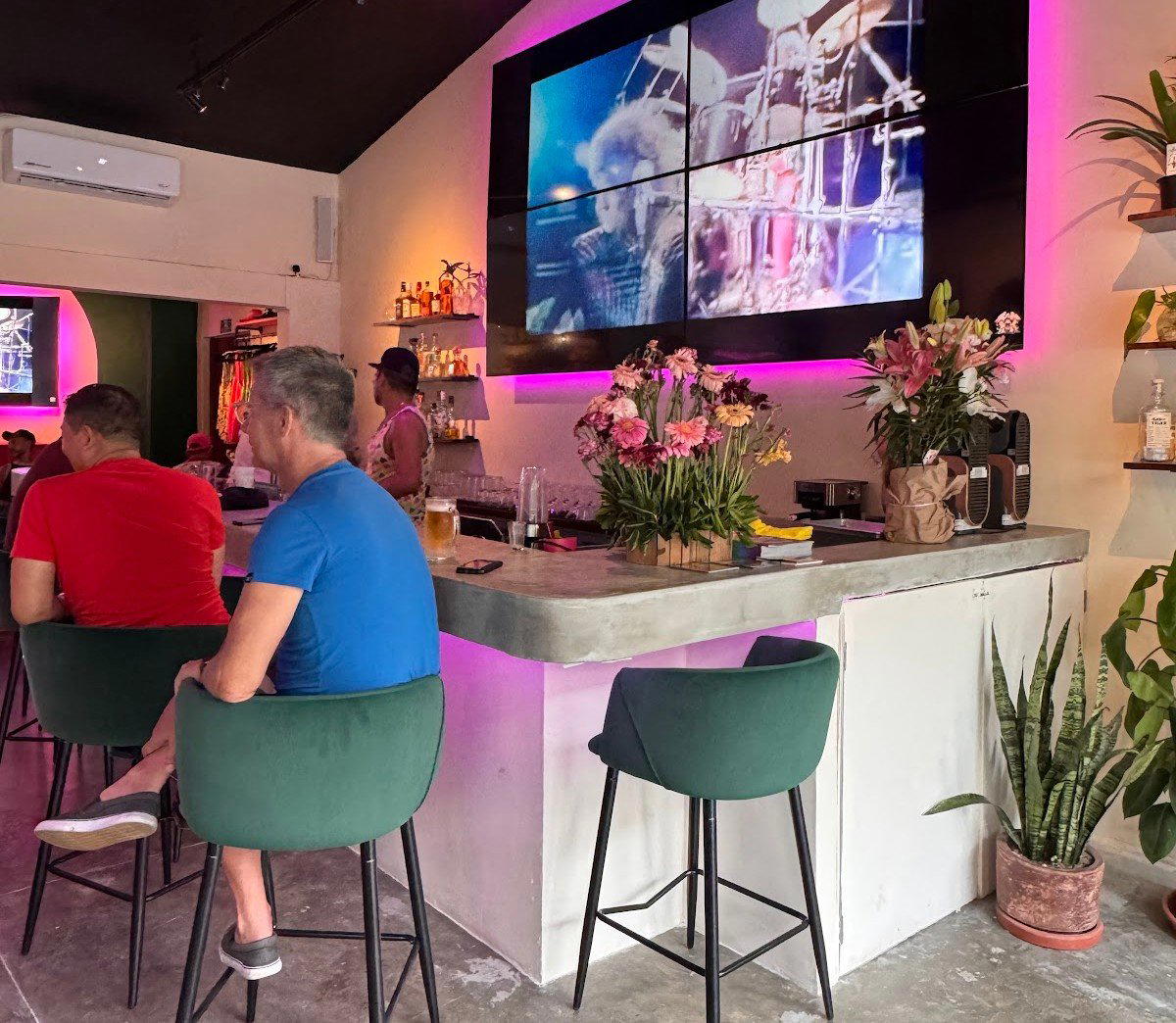 Cheeky Lounge bar in Puerto Vallarta