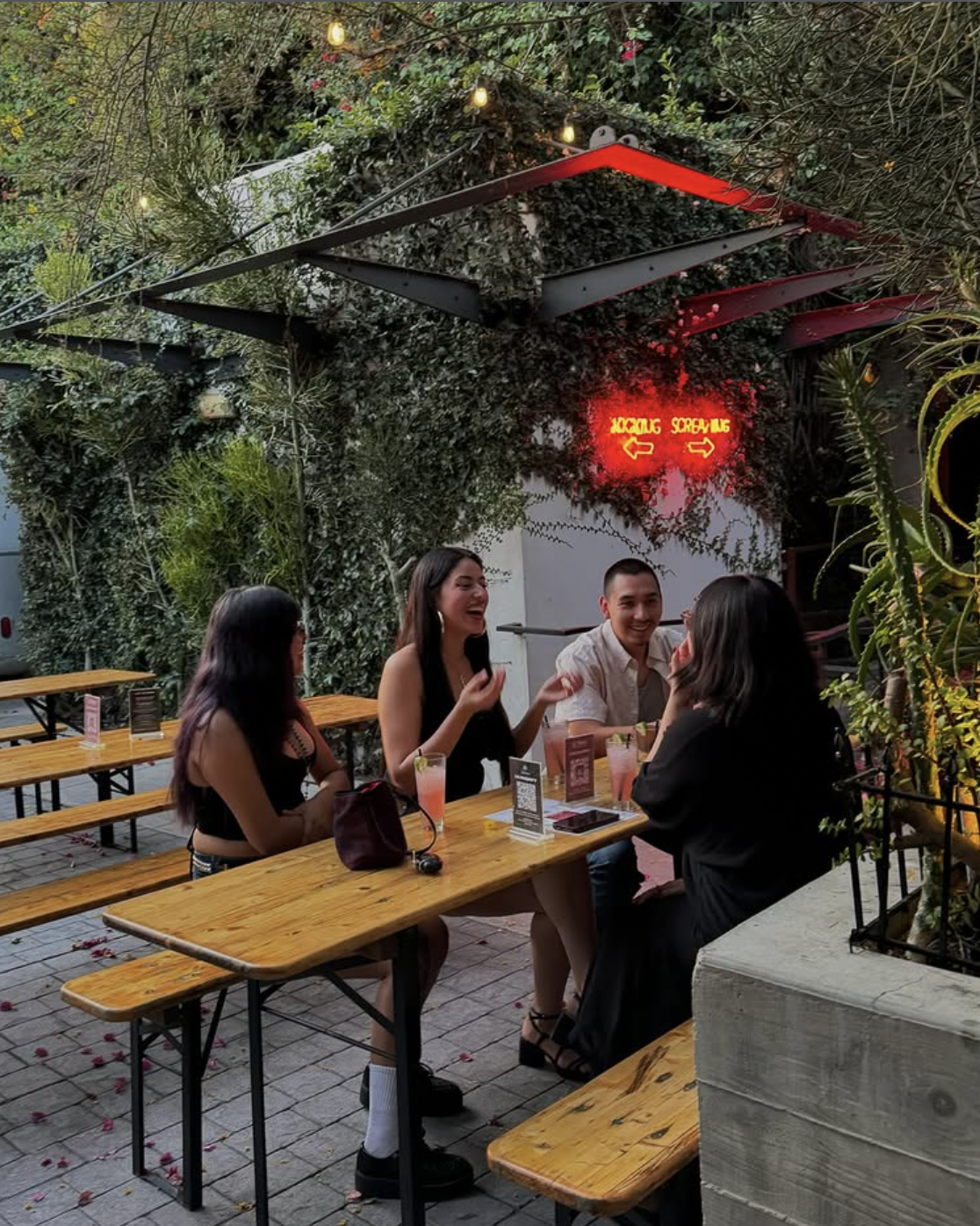 Resident, Bar in Los Angeles