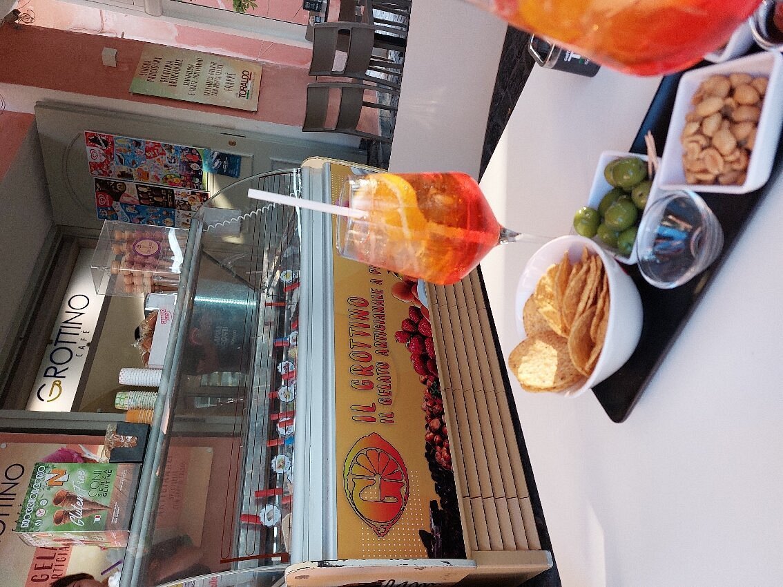 Bar Grottino di Scotto Srl Monaco Leonardo and M. bar in Procida