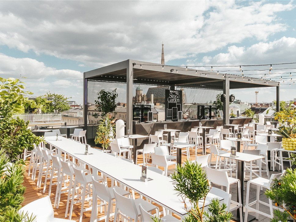 Organics Sky Garden, Bar in Vienna