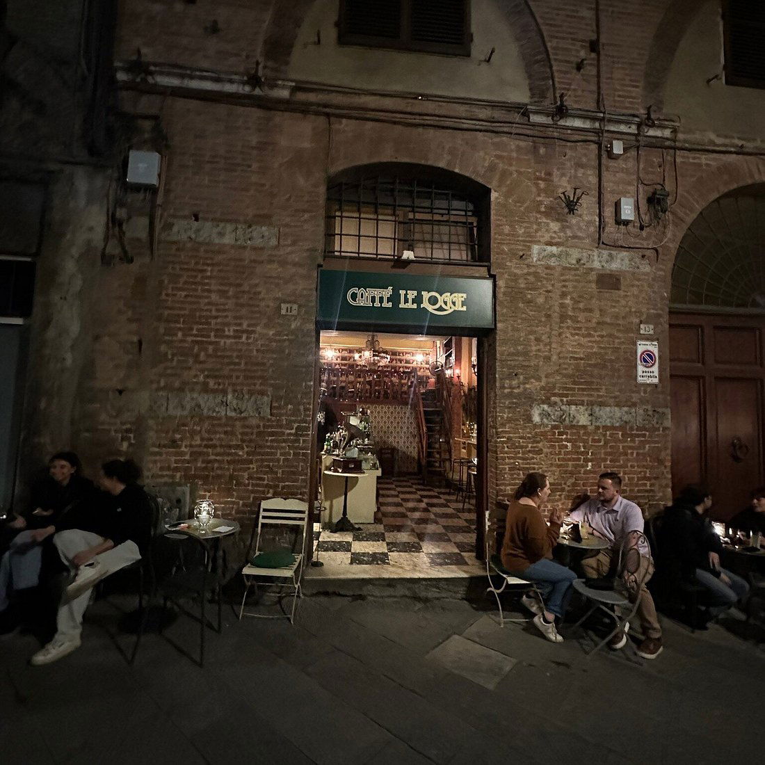 Caffè Le Logge, Bar in Siena