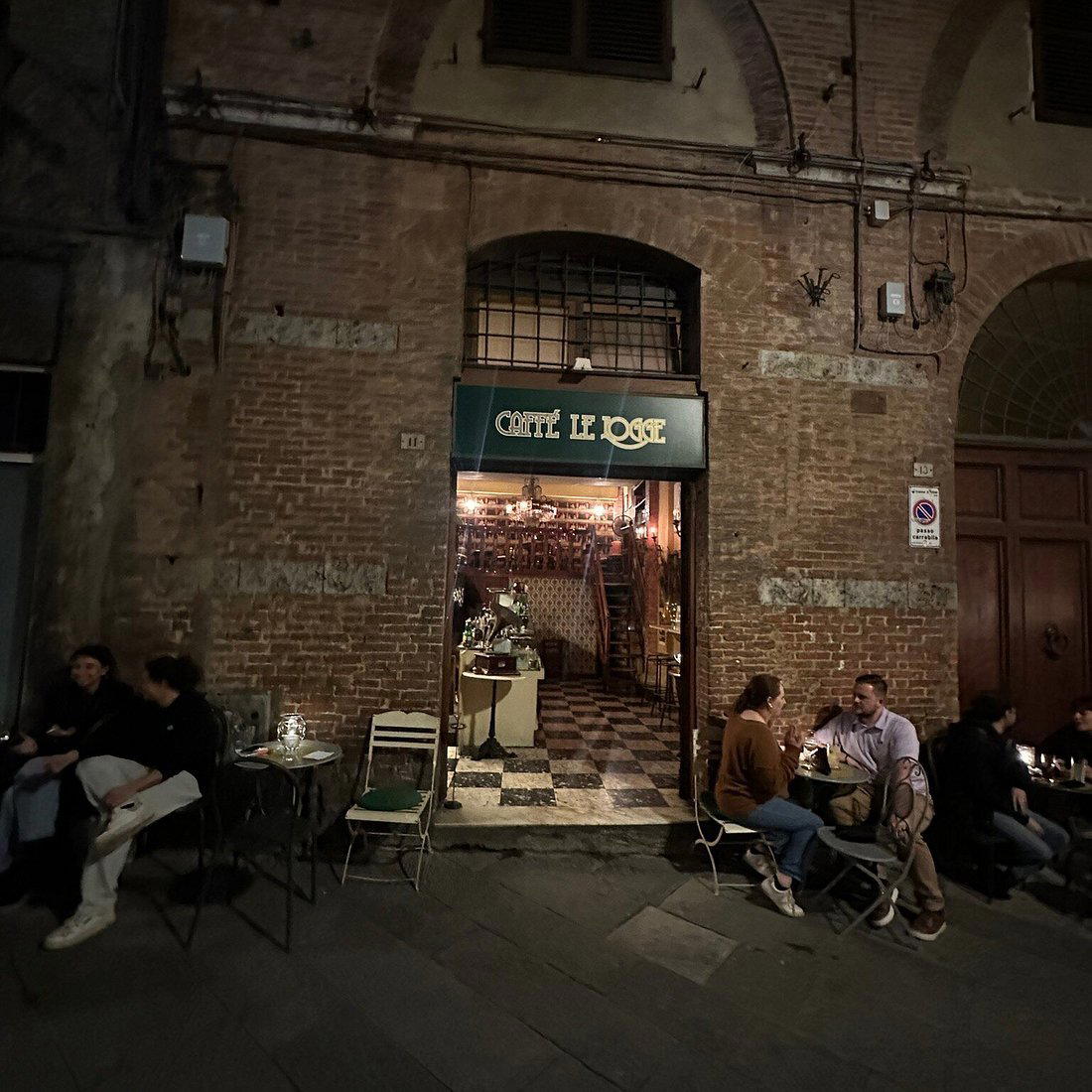 Caffè Le Logge bar in Siena