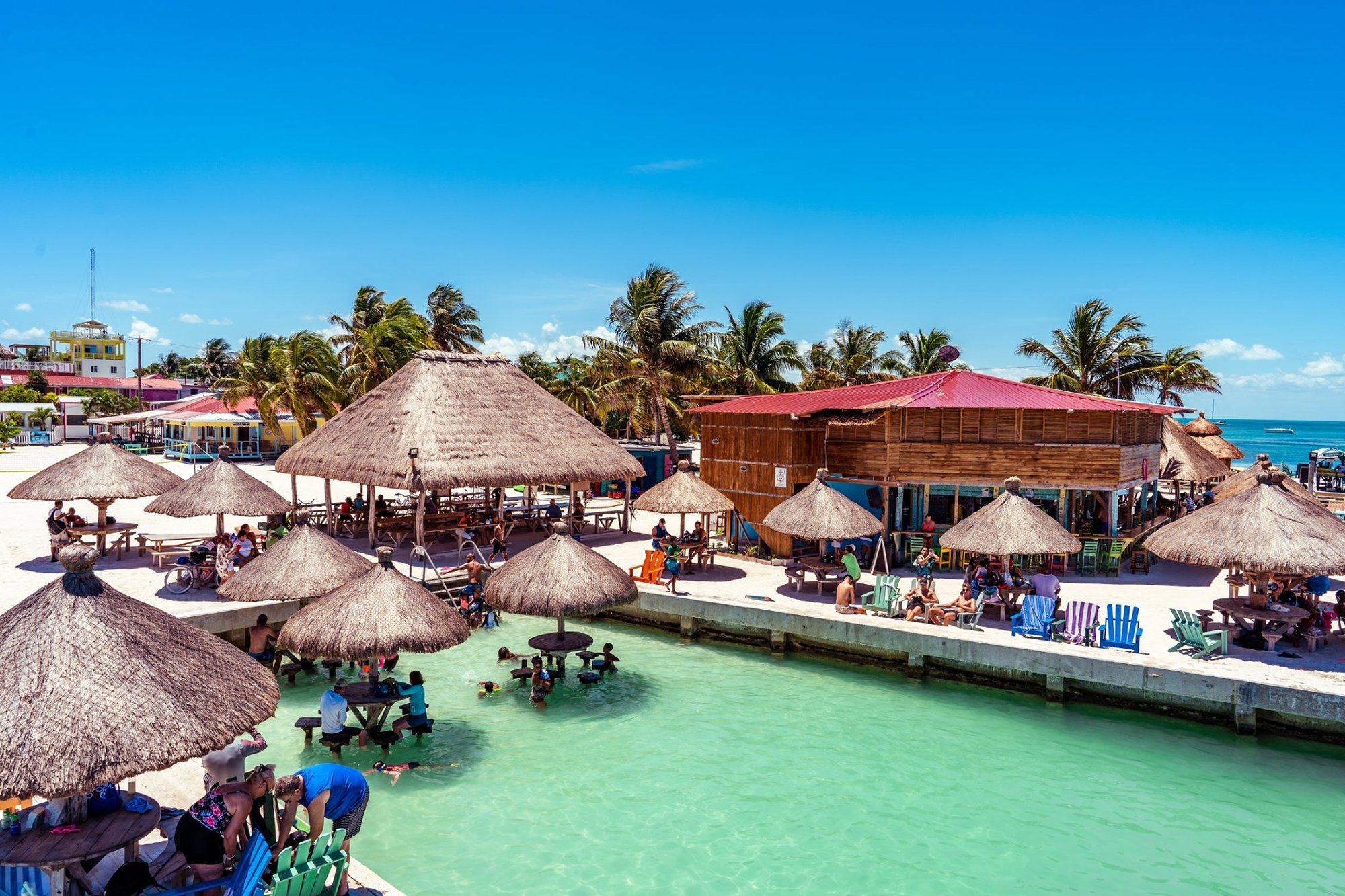 The Lazy Lizard bar in Caye Caulker, Belize