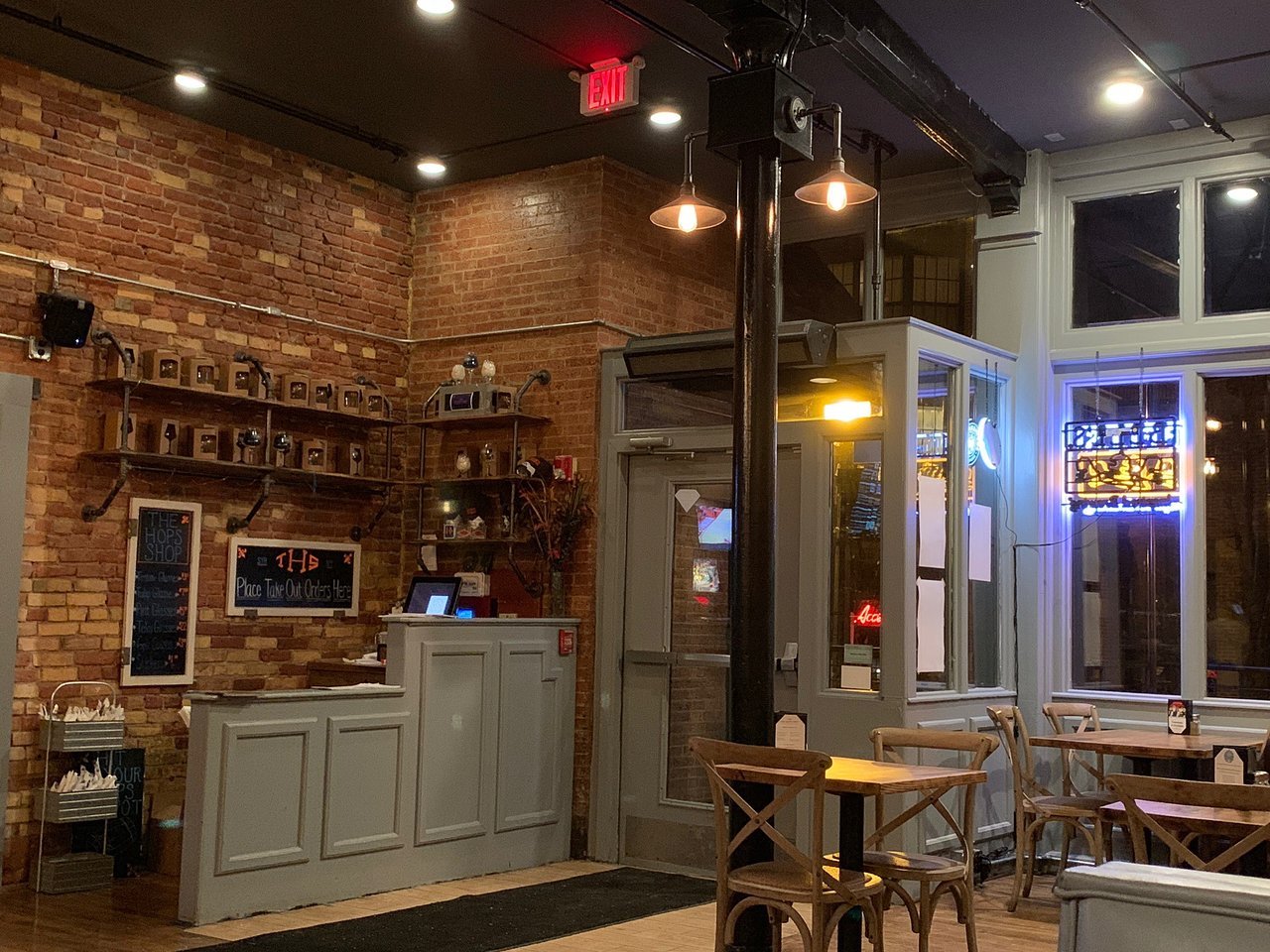 The Hops Spot bar in Syracuse, United States