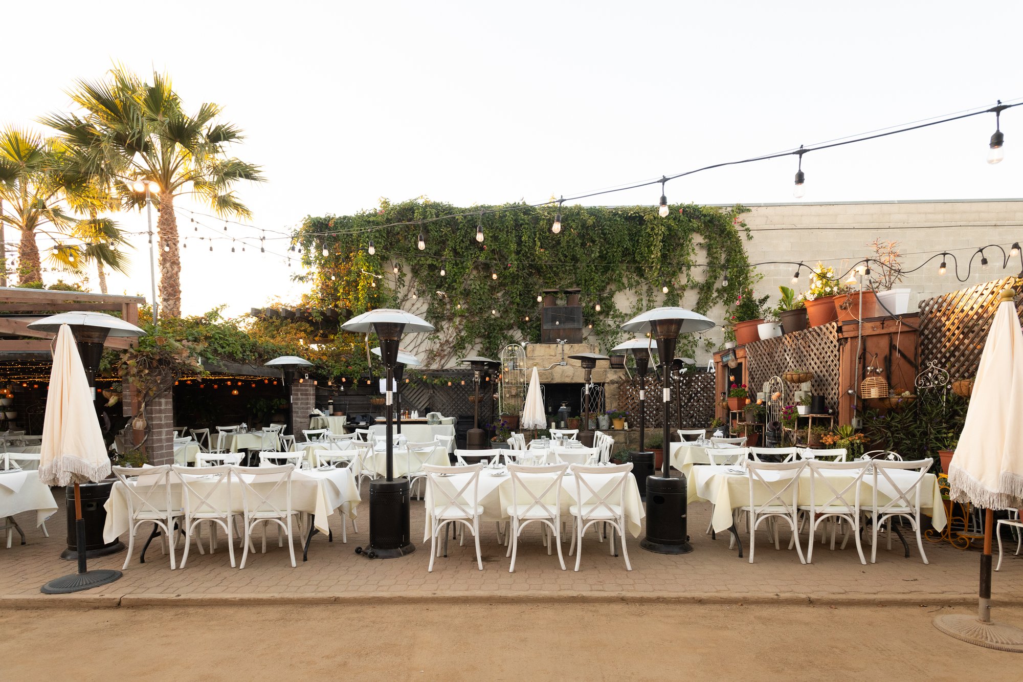 Arnoldi's Cafe bar in Santa Barbara, United States