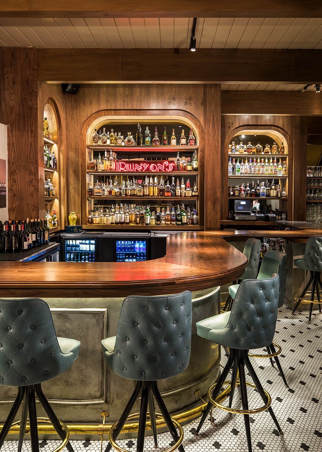 Runyon's bar in Coral Springs, United States