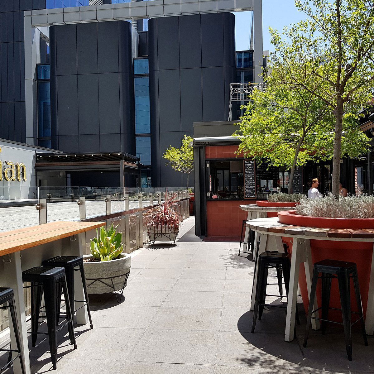 Bob's Bar, Bar in East Perth