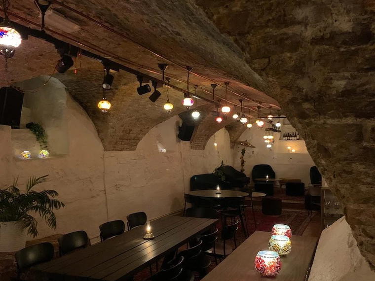Grotten Vinbar, Oslo, Norway