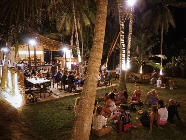 Smoke & Bitters, Hiriketiya, Sri Lanka