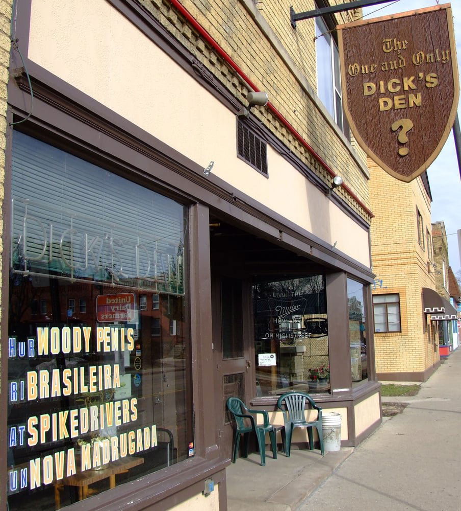 Dick's Den, Bar in Columbus