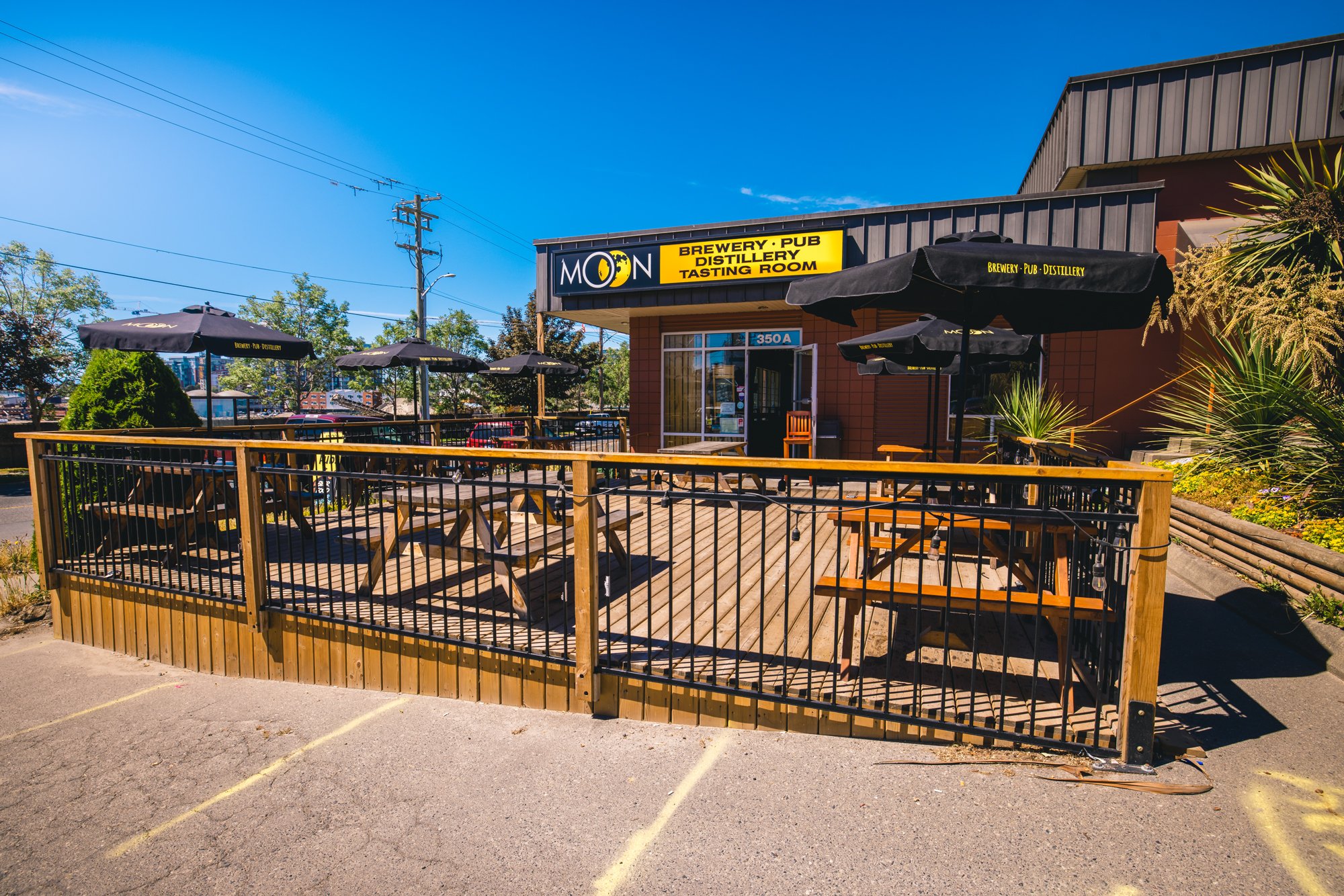 Moon Under Water Brewpub and Distillery bar in Victoria, Canada