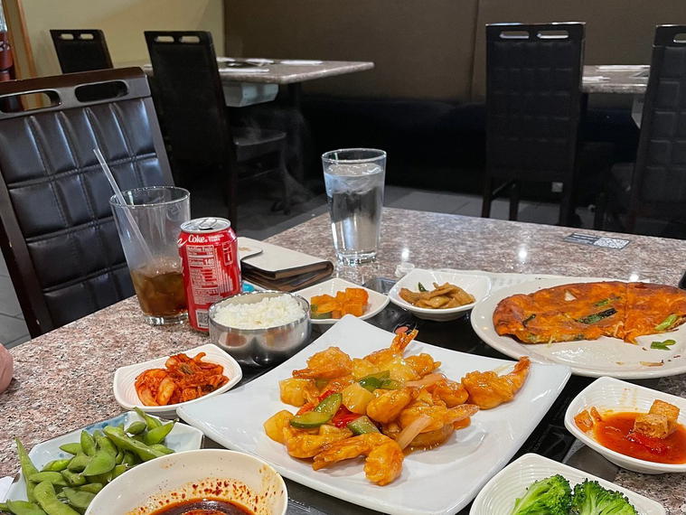 Dong Hae Korean Grill & Sushi, Minneapolis, United States