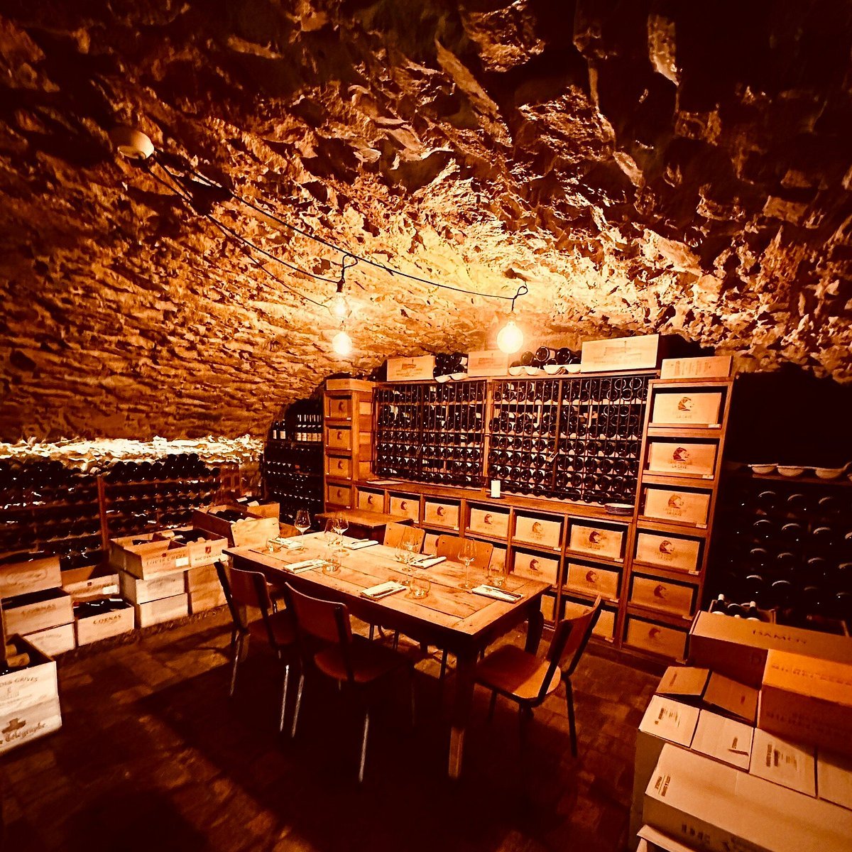 La Cave Café Terroir bar in Lyon, France
