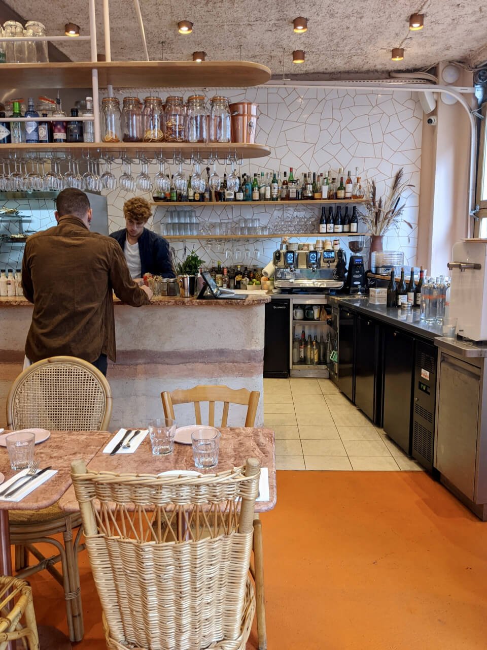 dalia, Bar in Paris