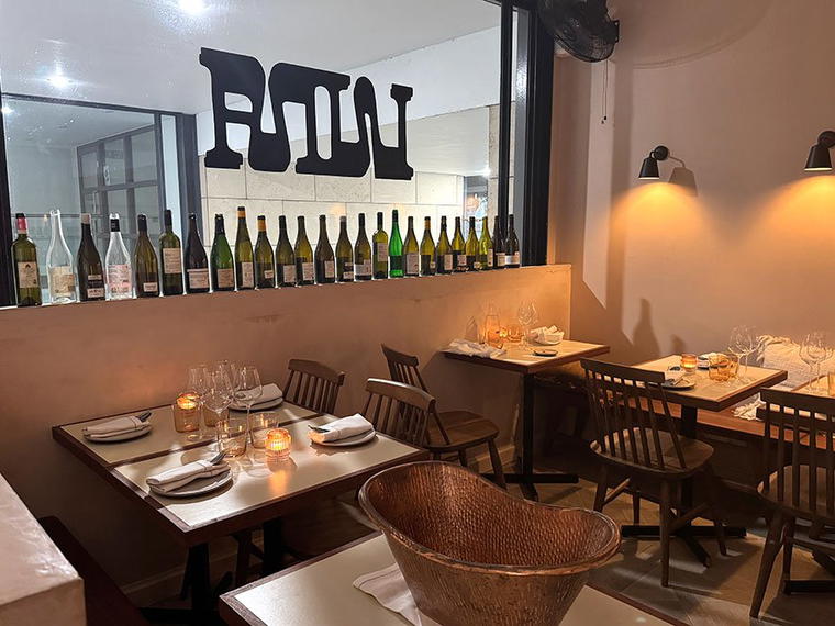 Luna Wine Bar, London, United Kingdom