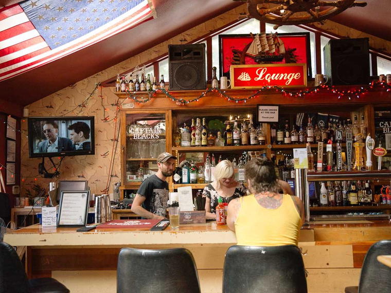 Captain Blacks, Seattle, United States